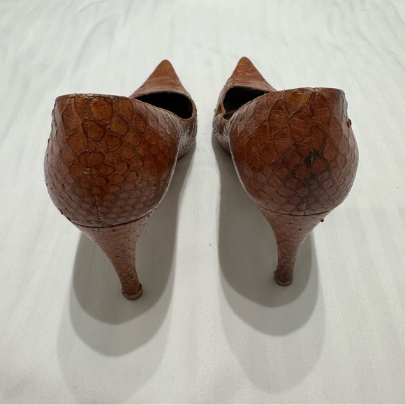 DOLCE & GABBANA GENUINE CROCODILE WOMEN'S STILETTOS - Picture 4 of 6